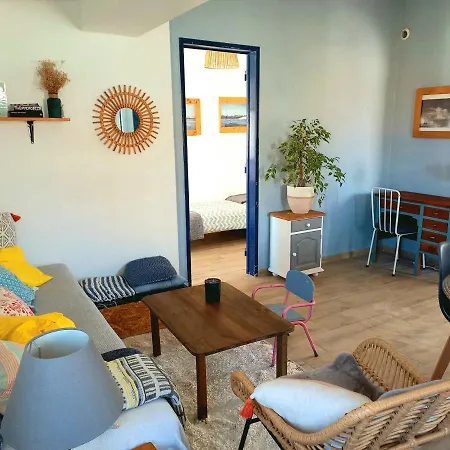 Ethic Surf House 3* 费雷尔