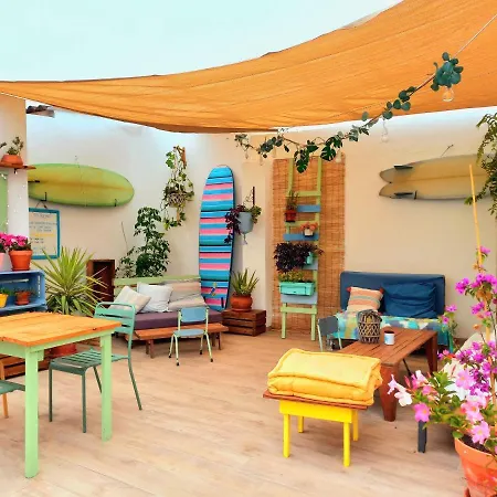בית הארחה Ethic Surf House פרל