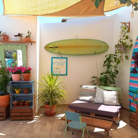 Ethic Surf House 3* 페렐