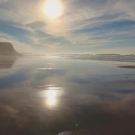 Ethic Surf House 3* 페렐