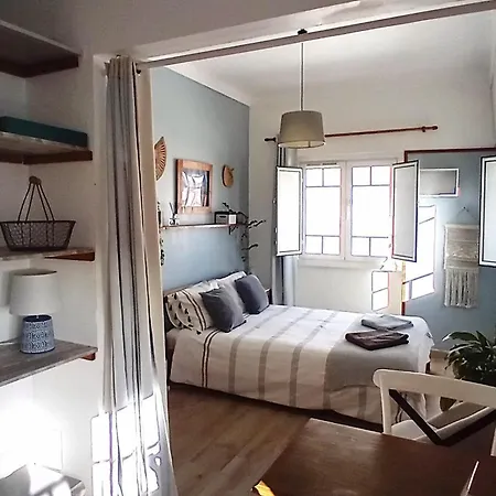 Πανσιόν Ethic Surf House Ferrel (Leiria)
