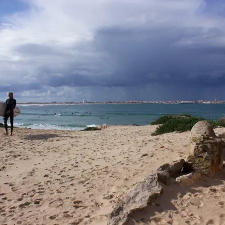 Ethic Surf House Πανσιόν Ferrel (Leiria)