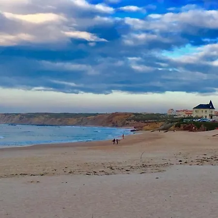 Ethic Surf House 3* 페렐