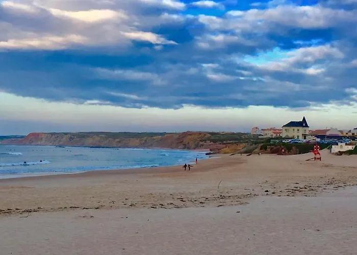 Ethic Surf House 3* Ferrel (Leiria)